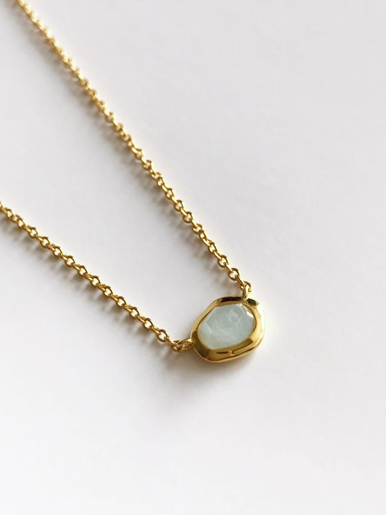 Aquamarine Glow Necklace