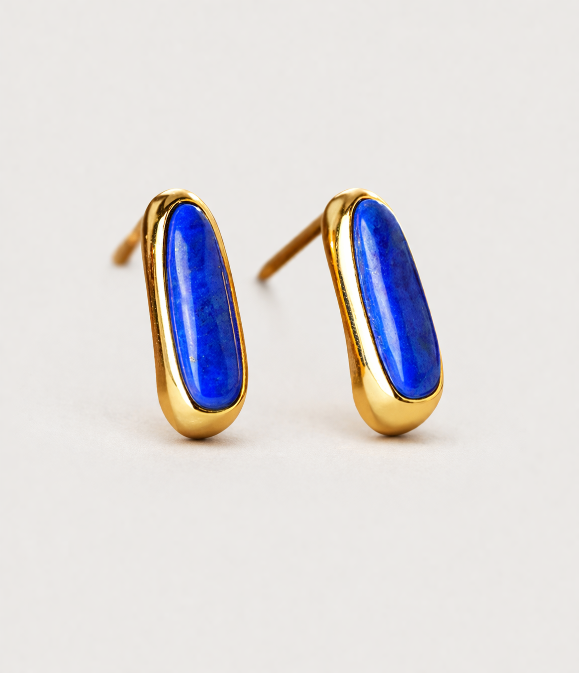 Lapis Lazuli Meaning & Benefits: Who Should Wear This Powerful Stone?