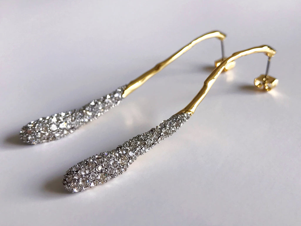 Retro Glamour: Vintage-Inspired Pavé Dangle Earrings