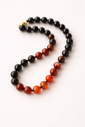 Caramel Agate Gradient Beaded Necklace｜Vintage Red & Black Statement Piece