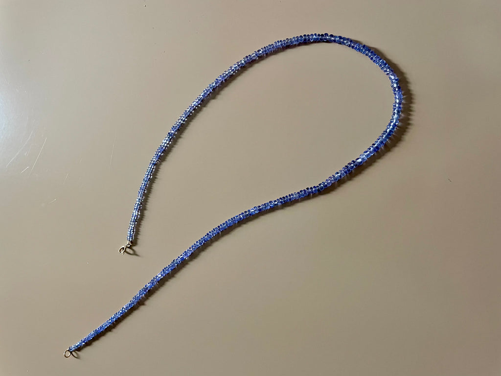 Tanzanite Beaded Necklace – Natural Gemstone Choker in Soft Violet Blue