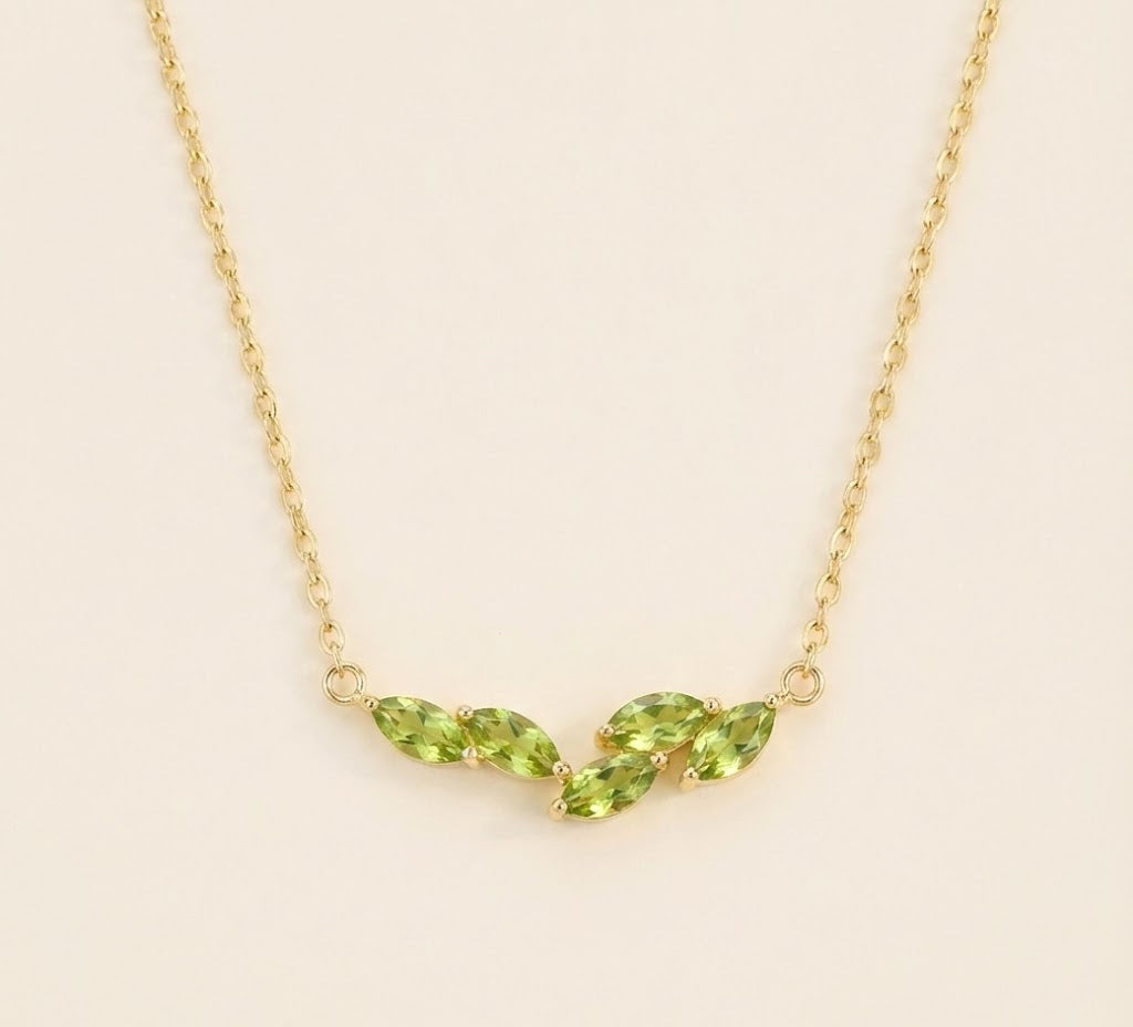 Natural Marquise Peridot Wisteria Necklace ｜