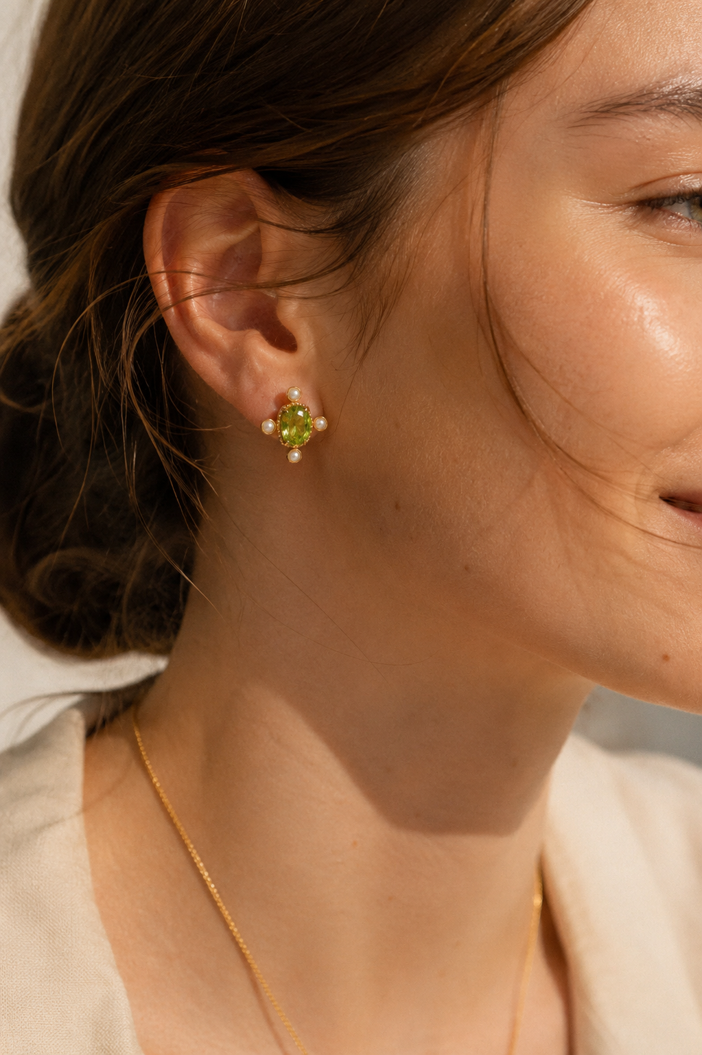Natural Freshwater Pearl & Peridot Vintage Stud Earrings