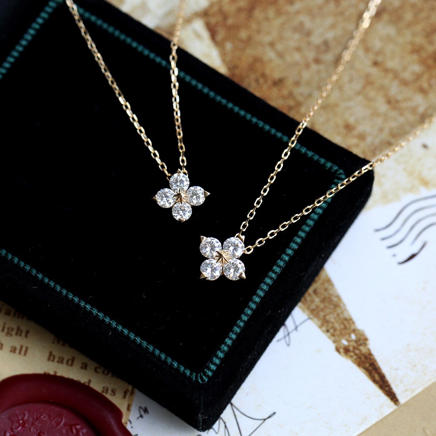 Shining Star Moissanite Clover Necklace