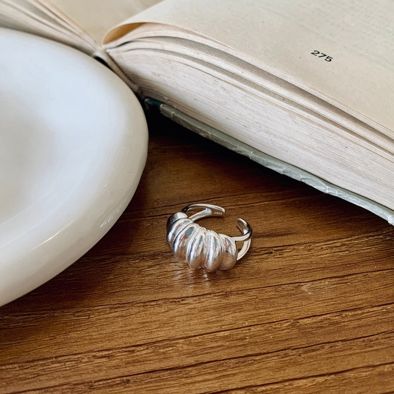 Silver Horn-Shaped Statement Ring | Adjustable Minimalist Retro Design