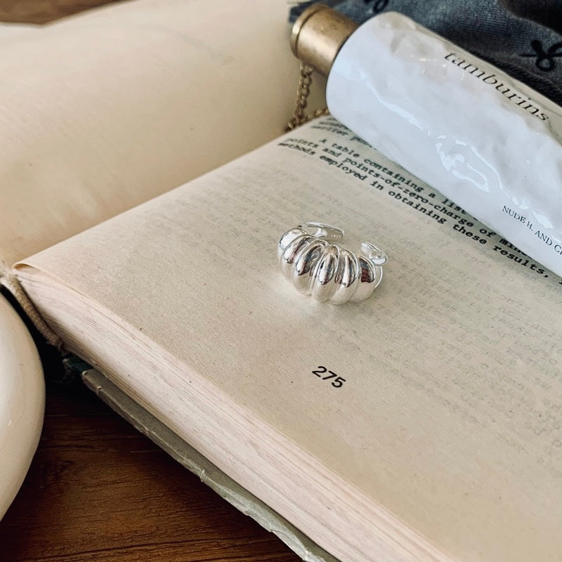 Silver Horn-Shaped Statement Ring | Adjustable Minimalist Retro Design